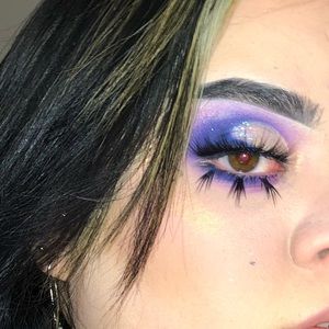 Meet your Posher, Daniela